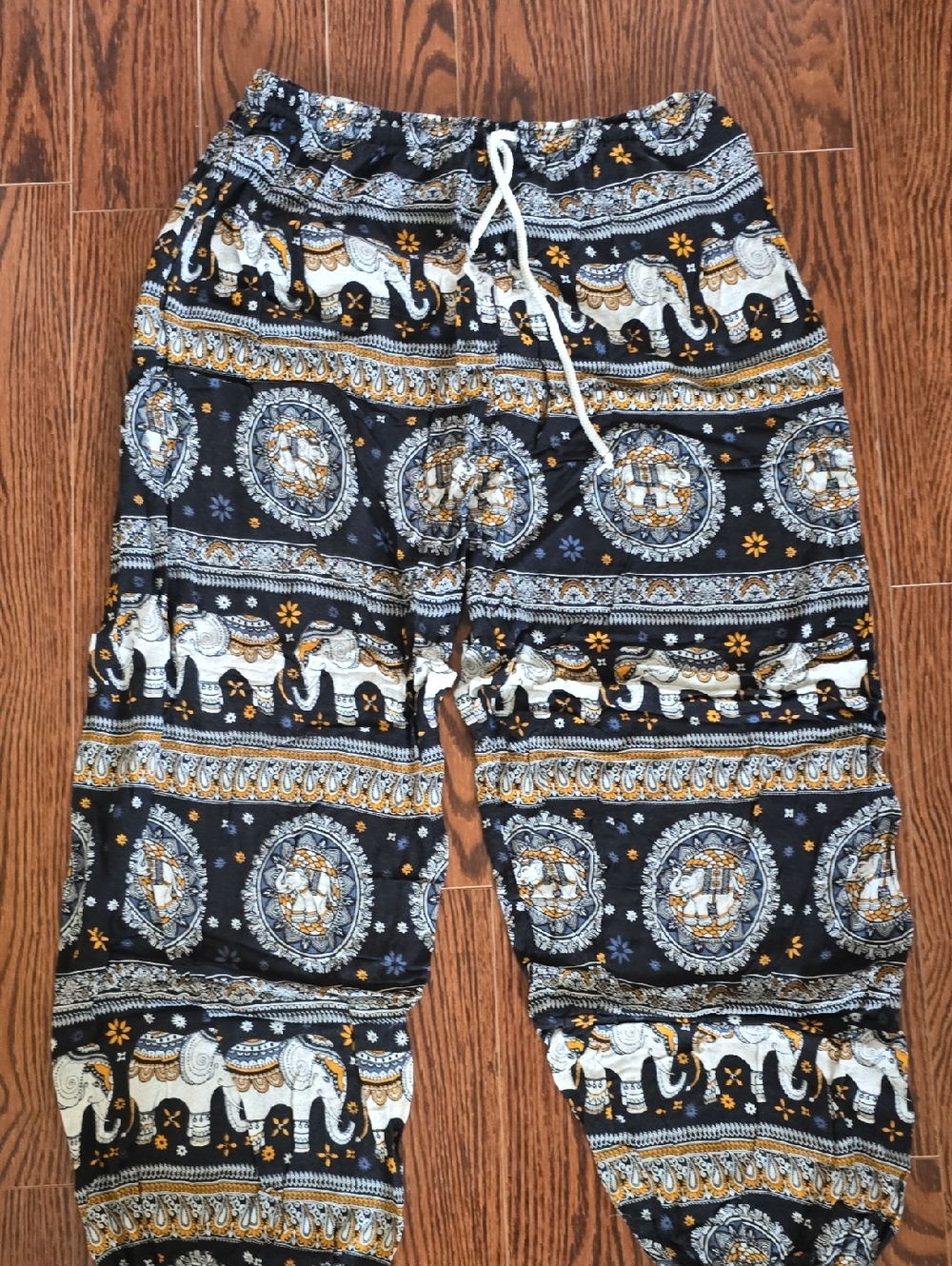 Source Unknown Black, White & Gold Elephant Print Harem Pants